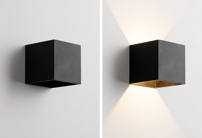 Square wall lamp